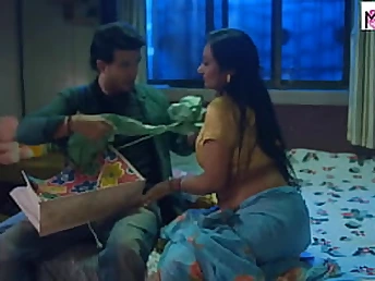 Molten Desi Bhabi Gf Pokes Her Twunk & Takes His Explosion Internal