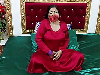 Pkaunty's Muslim inexperienced dolls finger and fucktoy their jiggly ravage holes with cucumber