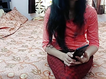 Mature scullery-maid cheats on manager together with gets brutally fucked in the wilderness