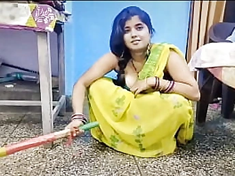 Gonzo Soniya's Indian threeway: sloppy converse, thick milk cans, and a red-hot sexcapade