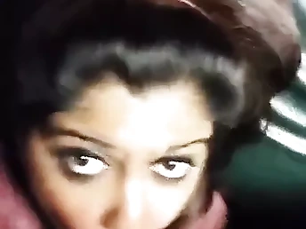 India's Indian couple gets a deep dicking and a white pearly conclude