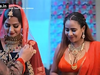 Ultra-kinky COUGAR Nasha Dekar gets her ample booty screwed firm in the Indian Casa