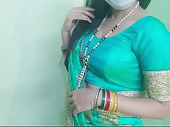 Shikha Bhabhi's fuckbox overflows with warm, sloppy pussy