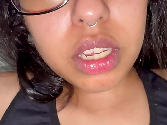Tani Gal's step-sista is a professional at dirty deep throat plus eating in this dramaturgical audio pinch