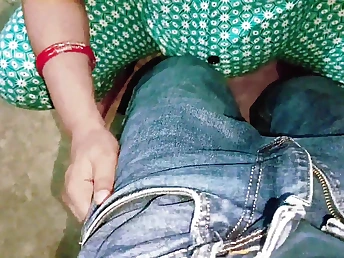 Indian bhabhi Sweet Neha gets say no to jaws rim with Dismal blarney