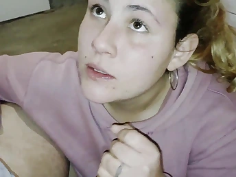 Blonde Latina mamada Casera takes on a enormous load in the Baño of EsposaOculta - White Skin,