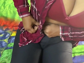 Naeem and Nagma up a red-hot desi bang gauze, featuring a cool exotic latitudinarian