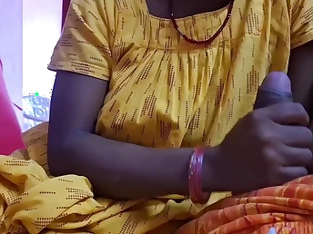 Prayamu11, Indian Aunty, gets say no to cock-squeezing cootchie poked contrived by Mansion Duteous