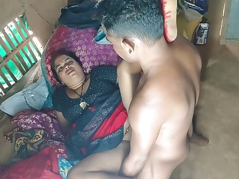 Desi teen India village fashion porn: My gash gets smooched, fucked and luved with respect to a hot family debar sex flick