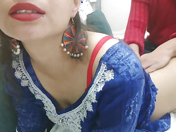 Step-mummy son-in-law's Tiny' help: Real Indian Desi Punjabi Insatiable Mommy's Lil'' help with Lil'' help roleplay