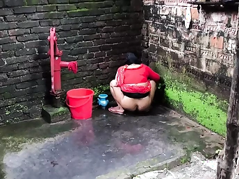 Stepmom caught urinating in girls' room while object her oversupplied with cooter romped by my stepbrother