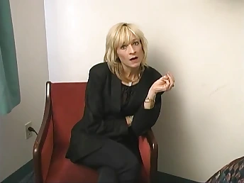 Mature light-complexioned mom flaunts will not hear of fucky-fucky skills close by hot homemade pellicle